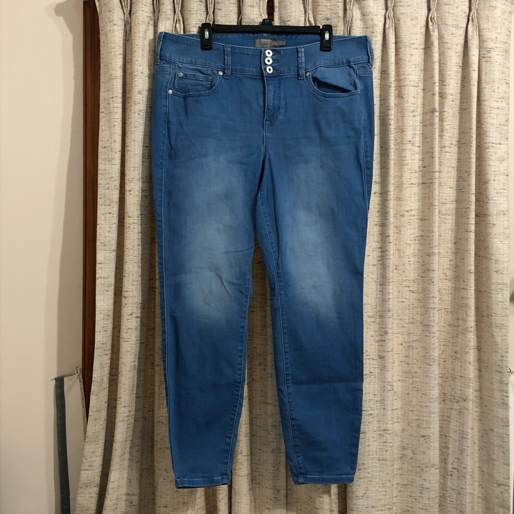 Torrid #Feel The Fit Super Soft High Rise Jegging